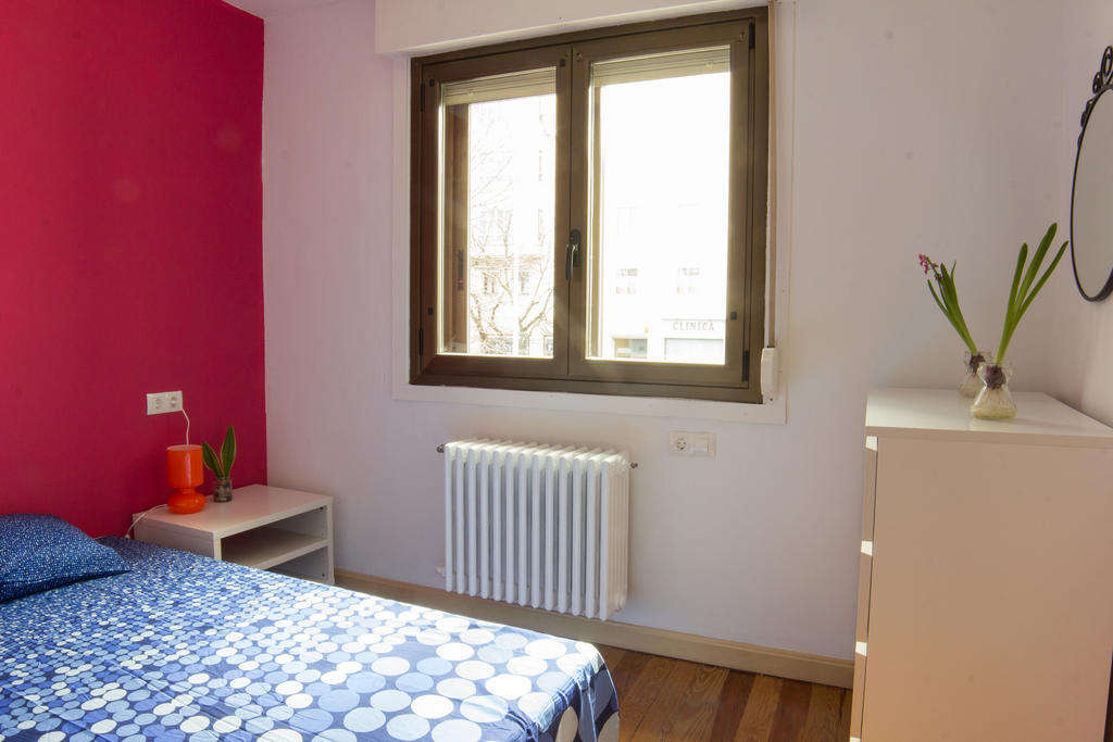 Xarma Hostel Памплона Номер фото