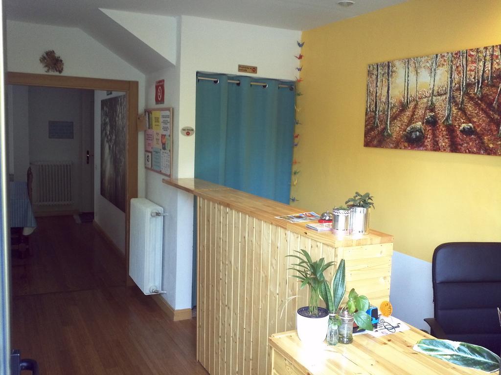 Xarma Hostel Памплона Экстерьер фото