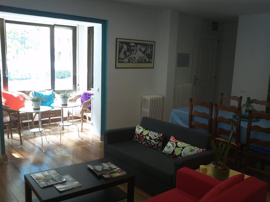Xarma Hostel Памплона Экстерьер фото