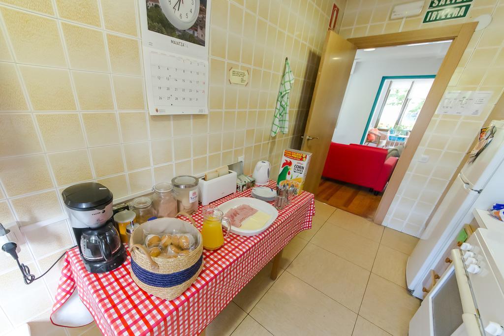 Xarma Hostel Памплона Экстерьер фото
